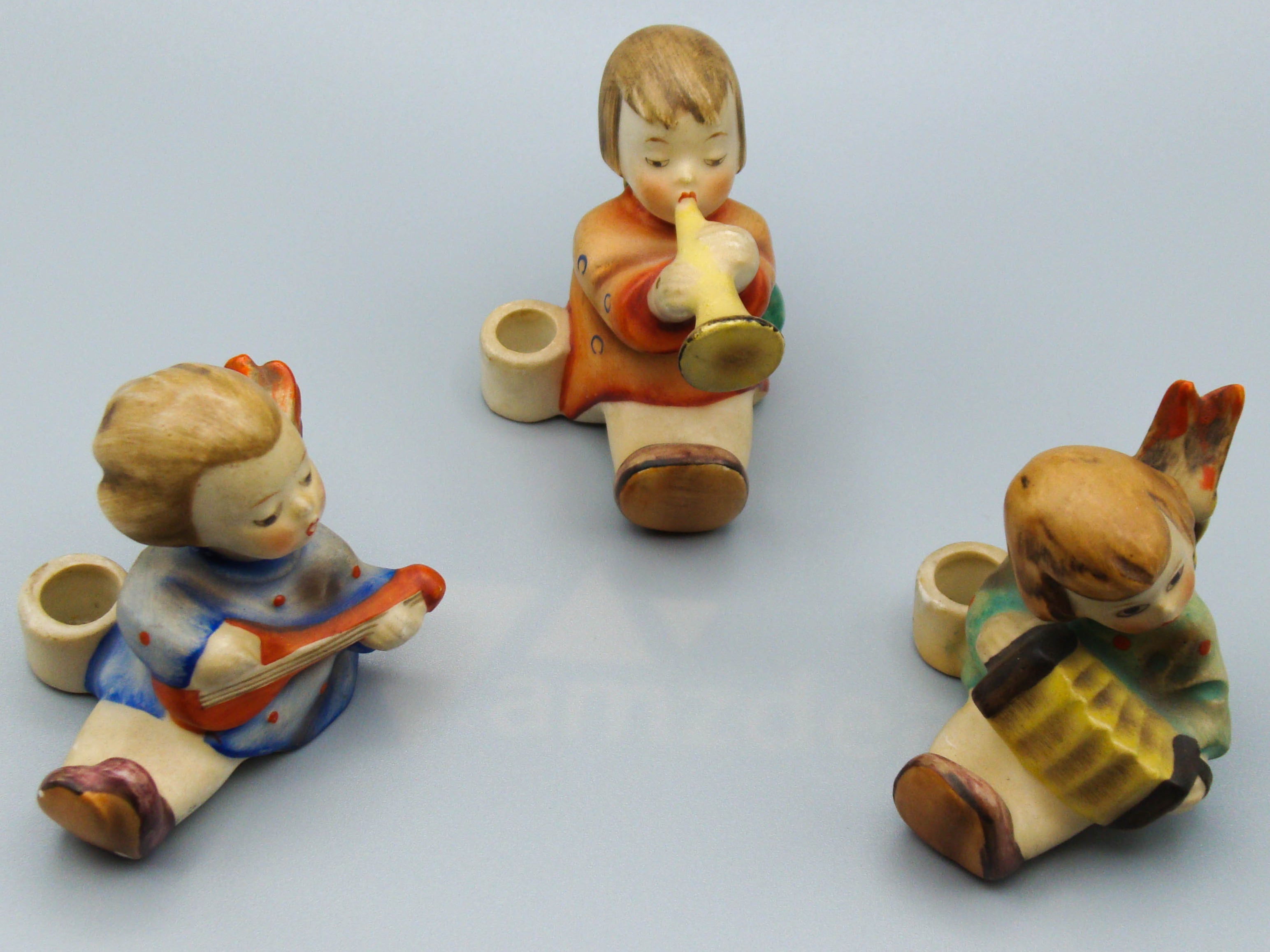 Hummel Three Angels 328 figurines, Hummel Figurines, Porcelain Figurines, Goebel Figurines, German Figurines, Collector Figurines, colored Figurines