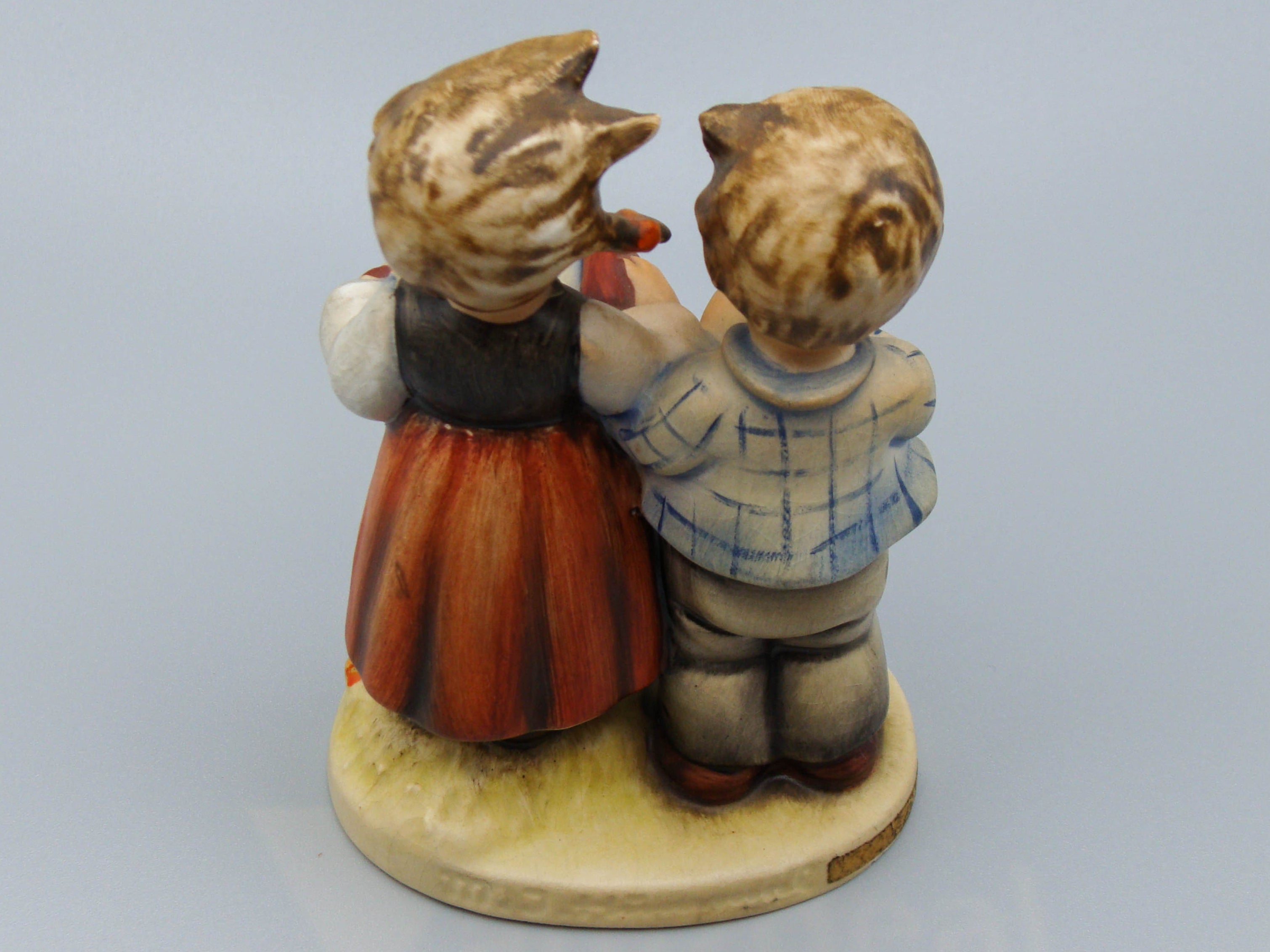 Hummel Three Angels 328 figurines, Hummel Figurines, Porcelain Figurines, Goebel Figurines, German Figurines, Collector Figurines, colored Figurines