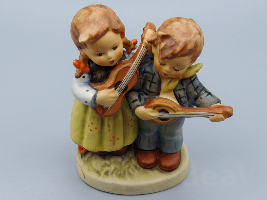 Hummel Three Angels 328 figurines, Hummel Figurines, Porcelain Figurines, Goebel Figurines, German Figurines, Collector Figurines, colored Figurines