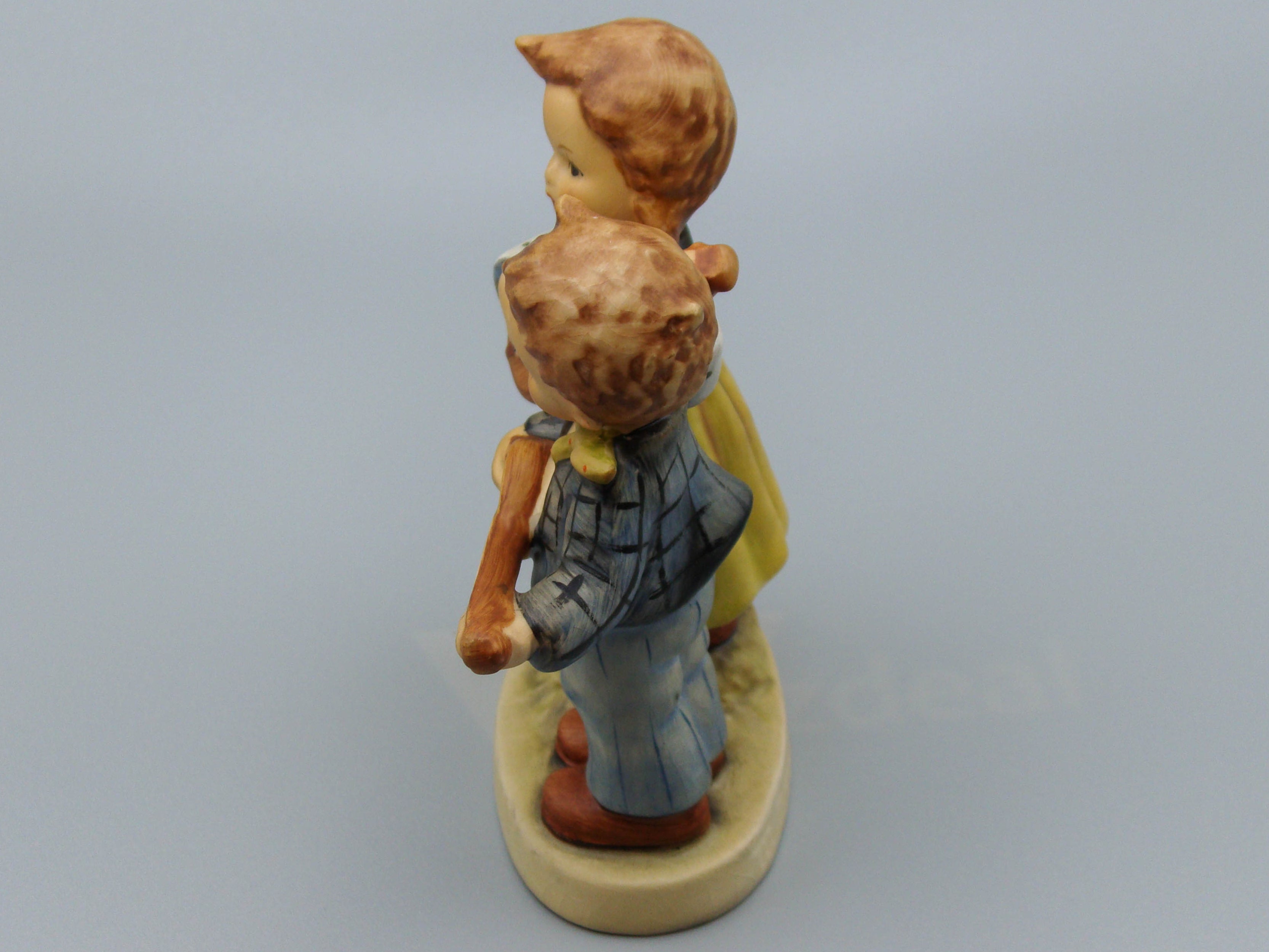 Hummel Three Angels 328 figurines, Hummel Figurines, Porcelain Figurines, Goebel Figurines, German Figurines, Collector Figurines, colored Figurines