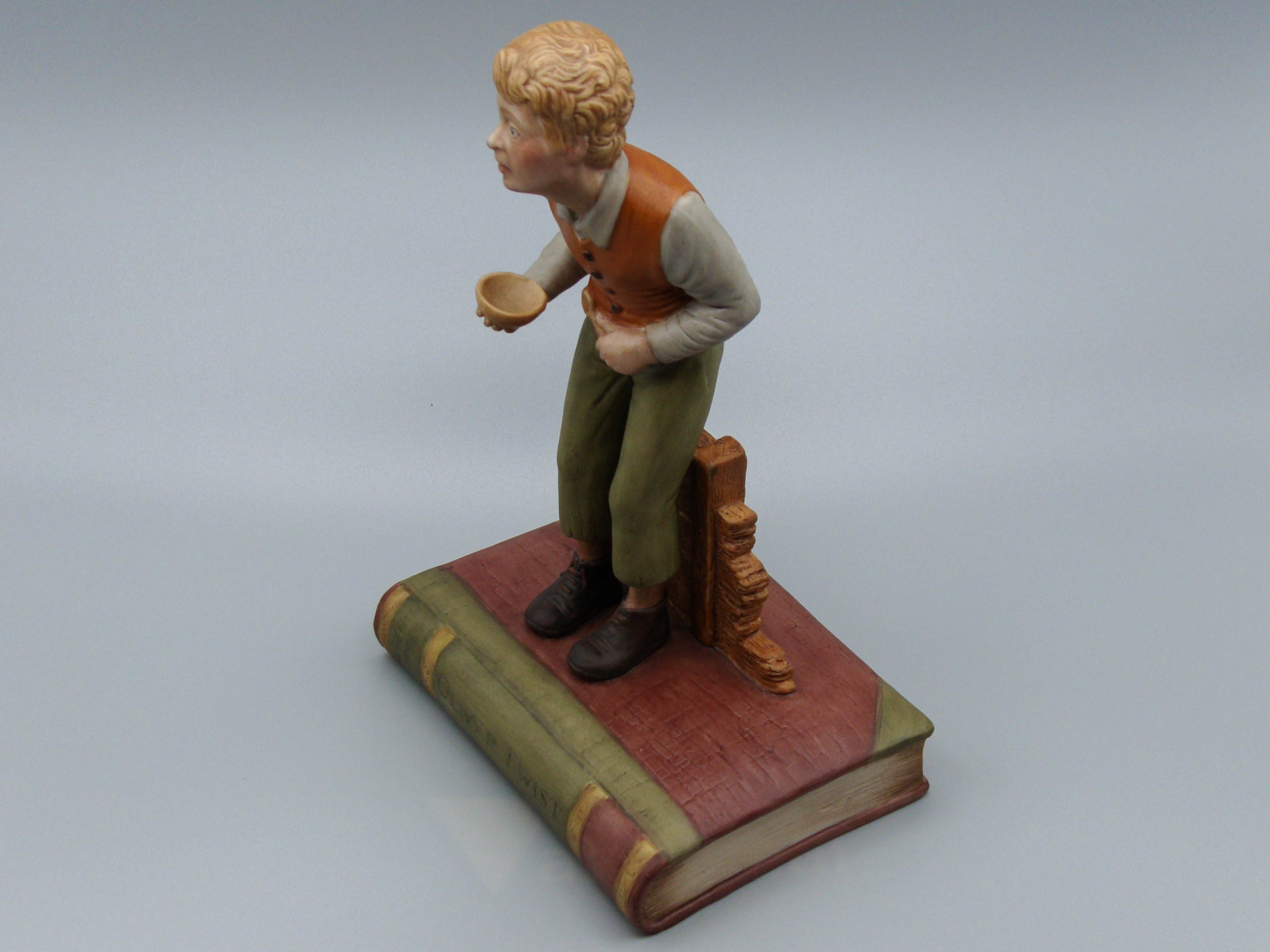 John Aynsley, 1977 Oliver Twist Porcelain, Aynsley Porcelain