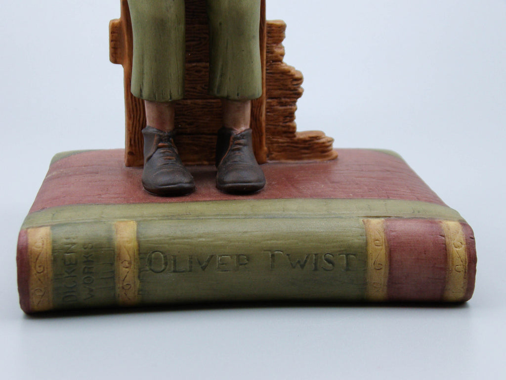John Aynsley, 1977 Oliver Twist Porcelain, Aynsley Porcelain