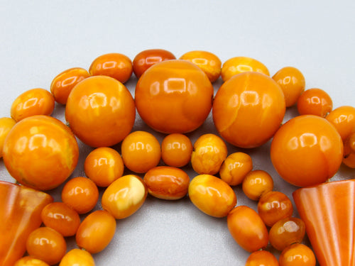 baltic amber, amber, antique, amber beads, egg Yolk, amber chain, Rosary beads, مسبحة, Masbaha, Muslim prayer beads حبيت الدورة ,العنبر الهندى