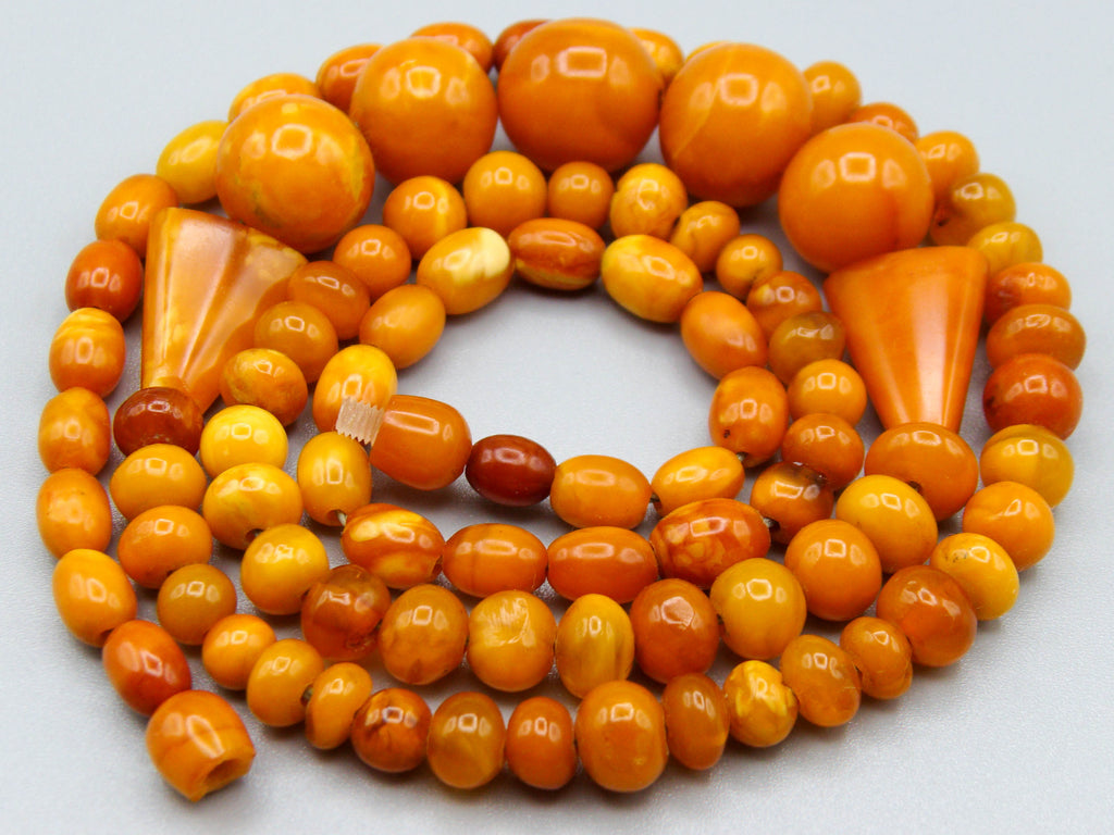 baltic amber, amber, antique, amber beads, egg Yolk, amber chain, Rosary beads, مسبحة, Masbaha, Muslim prayer beads حبيت الدورة ,العنبر الهندى