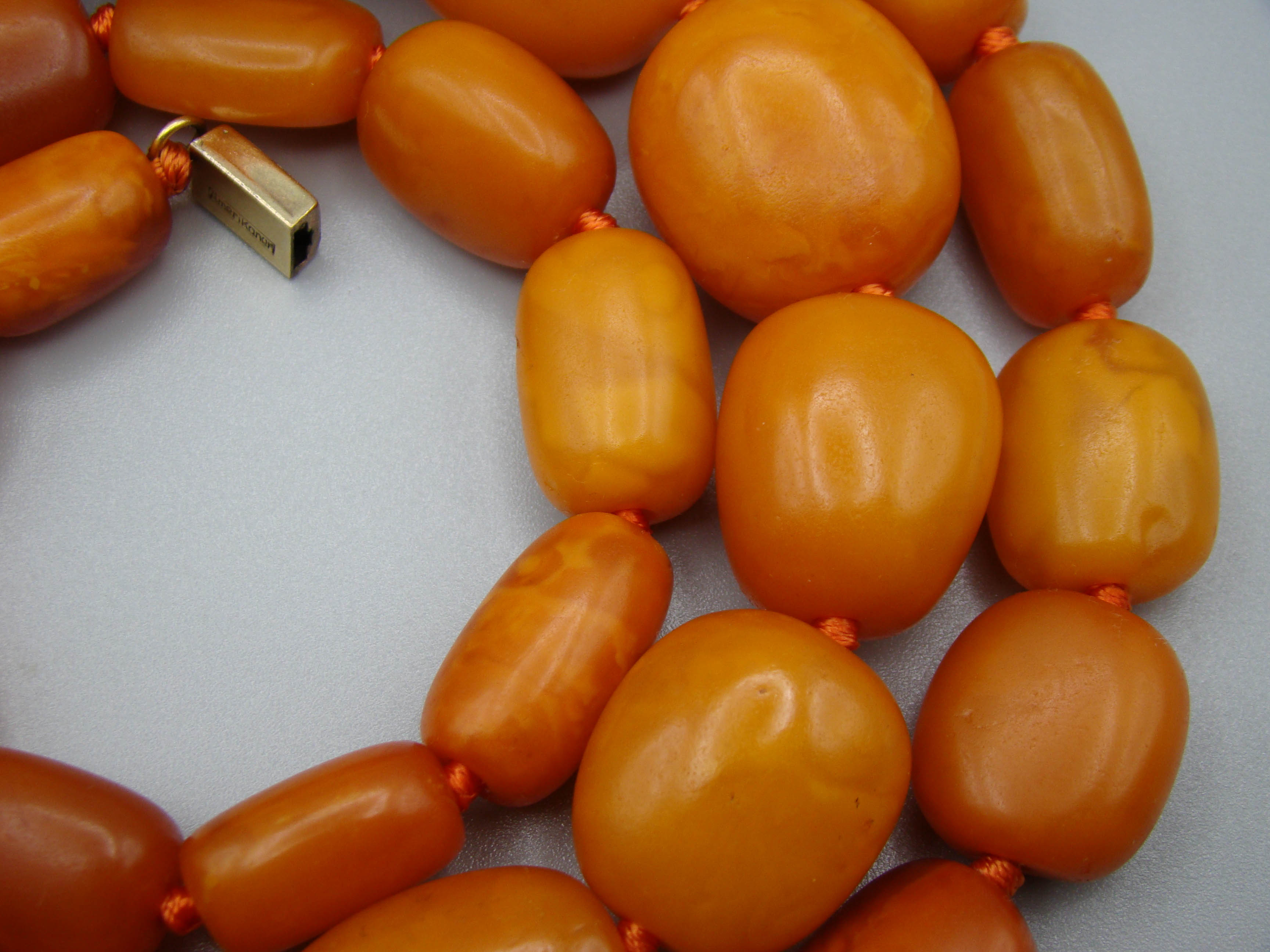 baltic amber, amber, antique, amber beads, egg Yolk, amber chain, Rosary beads, مسبحة, Masbaha, Muslim prayer beads حبيت الدورة ,العنبر الهندى