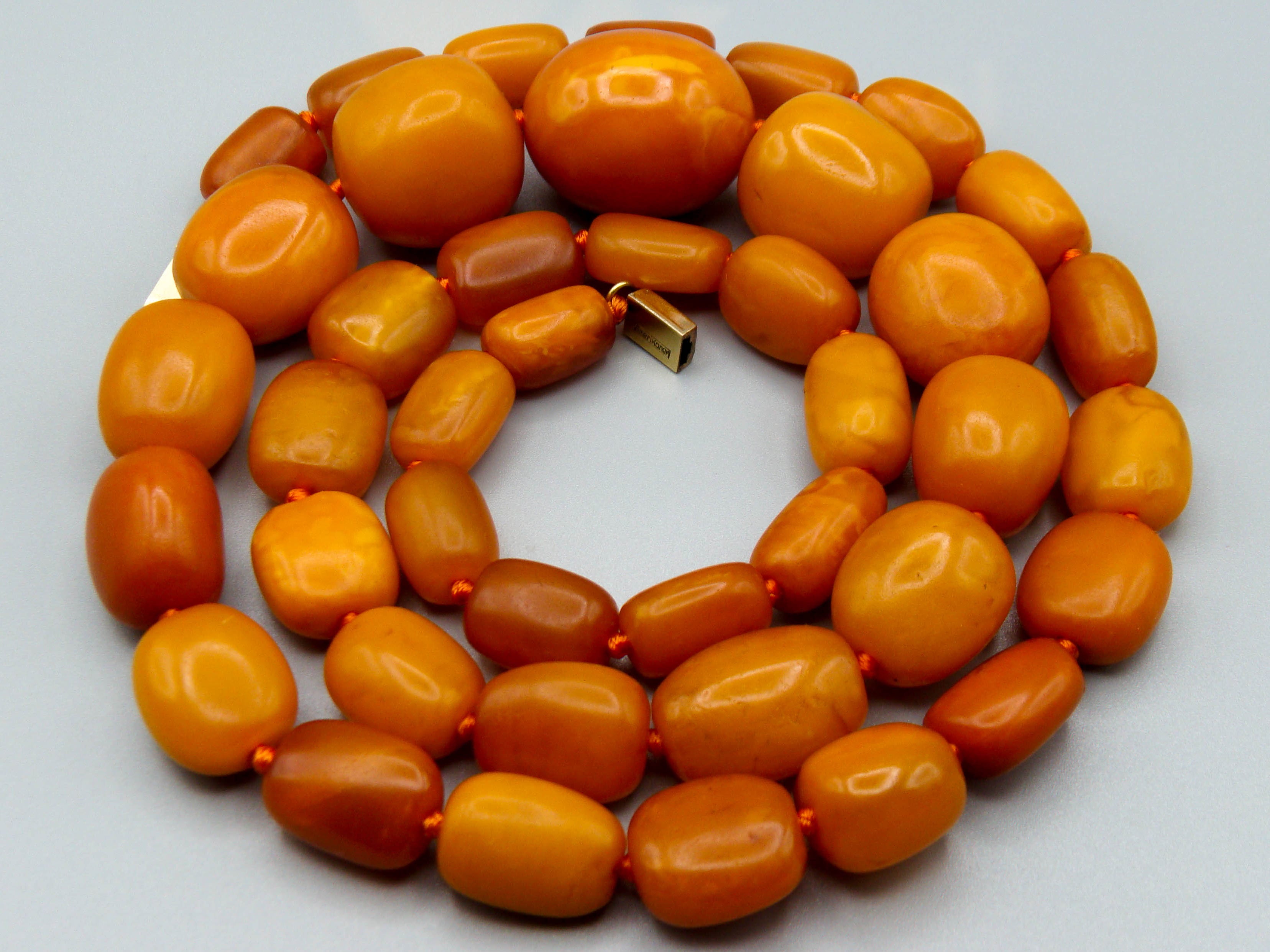 baltic amber, amber, antique, amber beads, egg Yolk, amber chain, Rosary beads, مسبحة, Masbaha, Muslim prayer beads حبيت الدورة ,العنبر الهندى