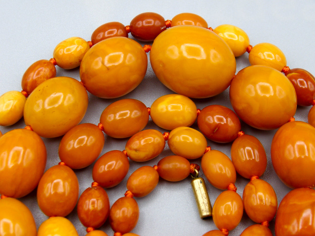 baltic amber, amber, antique, amber beads, egg Yolk, amber chain, Rosary beads, مسبحة, Masbaha, Muslim prayer beads حبيت الدورة ,العنبر الهندى