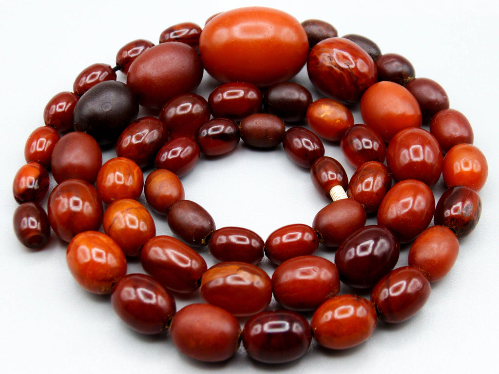 baltic amber, amber, antique, amber beads, egg Yolk, amber chain, Rosary beads, مسبحة, Masbaha, Muslim prayer beads حبيت الدورة ,العنبر الهندى