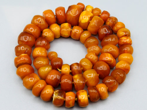 baltic amber, amber, antique, amber beads, egg Yolk, amber chain, Rosary beads, مسبحة, Masbaha, Muslim prayer beads حبيت الدورة ,العنبر الهندى
