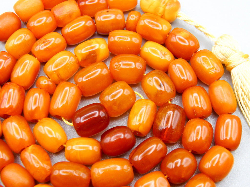 baltic amber, amber, antique, amber beads, egg Yolk, amber chain, Rosary beads, مسبحة, Masbaha, Muslim prayer beads حبيت الدورة ,العنبر الهندى