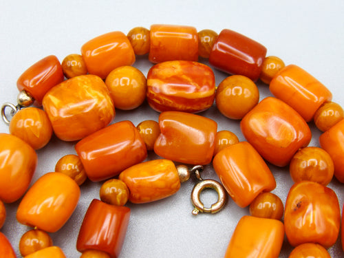baltic amber, amber, antique, amber beads, egg Yolk, amber chain, Rosary beads, مسبحة, Masbaha, Muslim prayer beads حبيت الدورة ,العنبر الهندى
