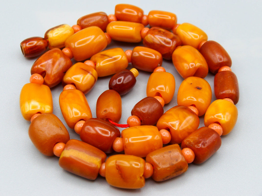 baltic amber, amber, antique, amber beads, egg Yolk, amber chain, Rosary beads, مسبحة, Masbaha, Muslim prayer beads حبيت الدورة ,العنبر الهندى
