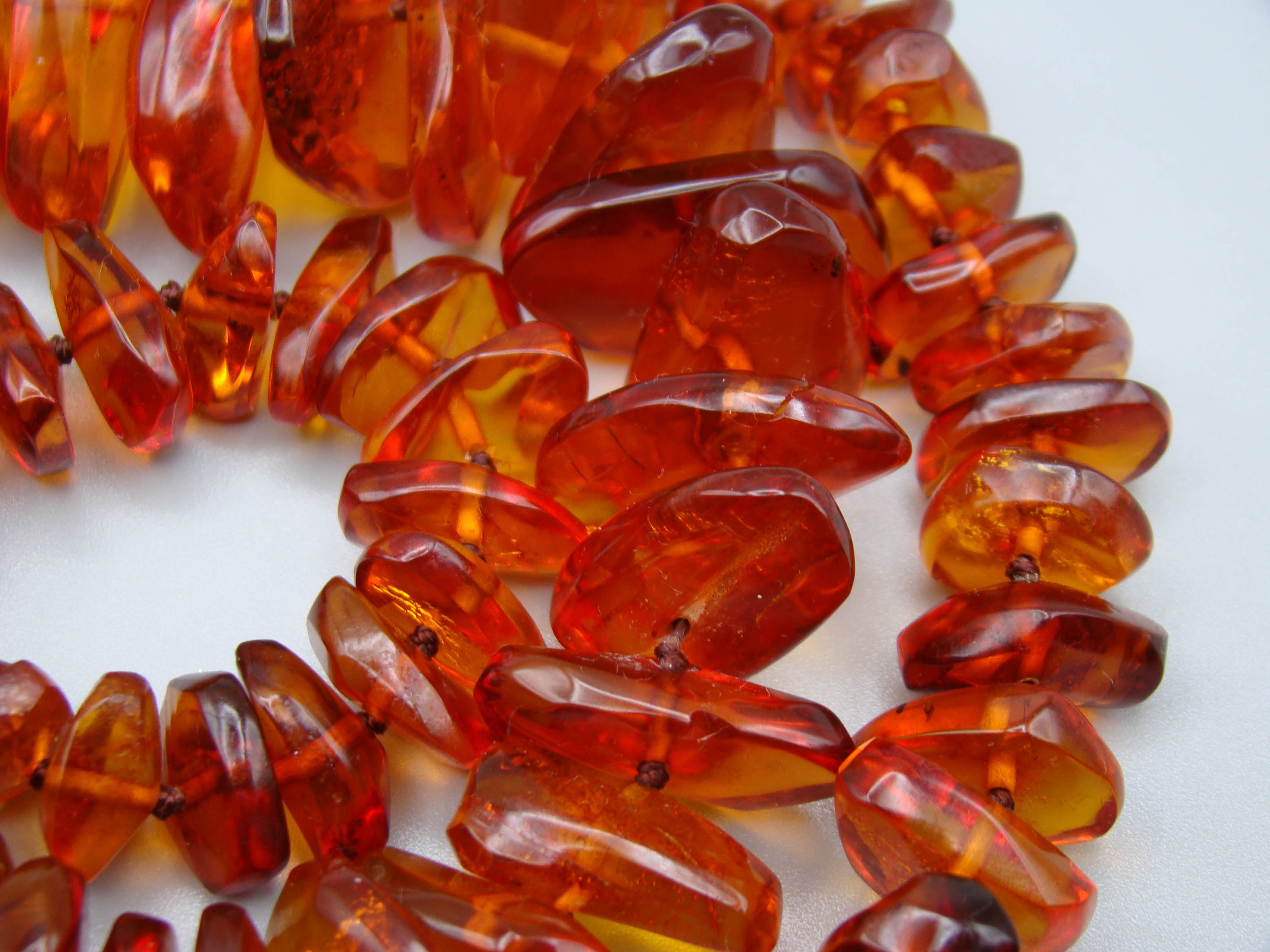 baltic amber, amber, antique, amber beads, Rosary beads, amber chain, مسبحة, Masbaha, Muslim prayer beads حبيت الدورة ,العنبر الهندى