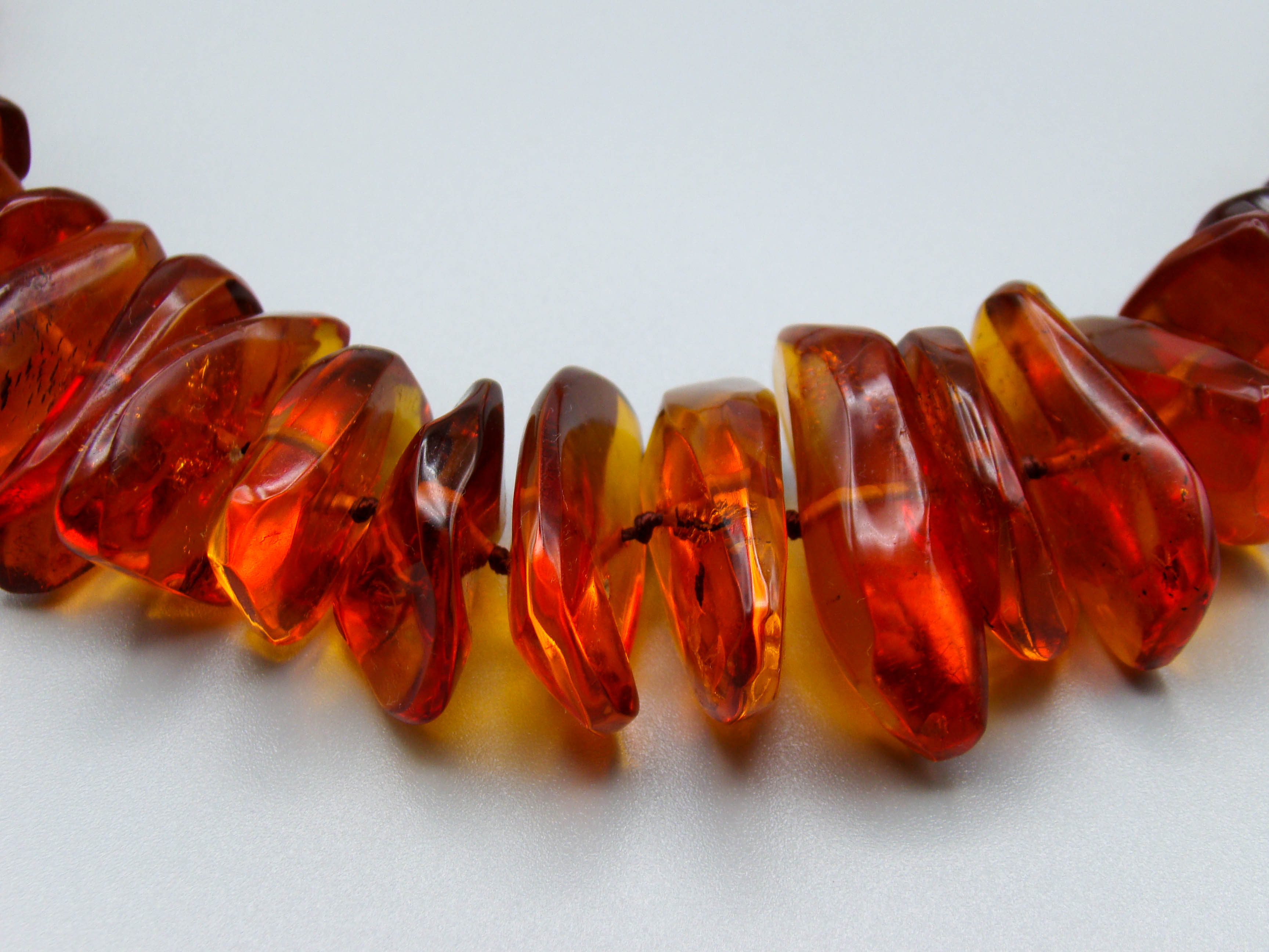 baltic amber, amber, antique, amber beads, Rosary beads, amber chain, مسبحة, Masbaha, Muslim prayer beads حبيت الدورة ,العنبر الهندى