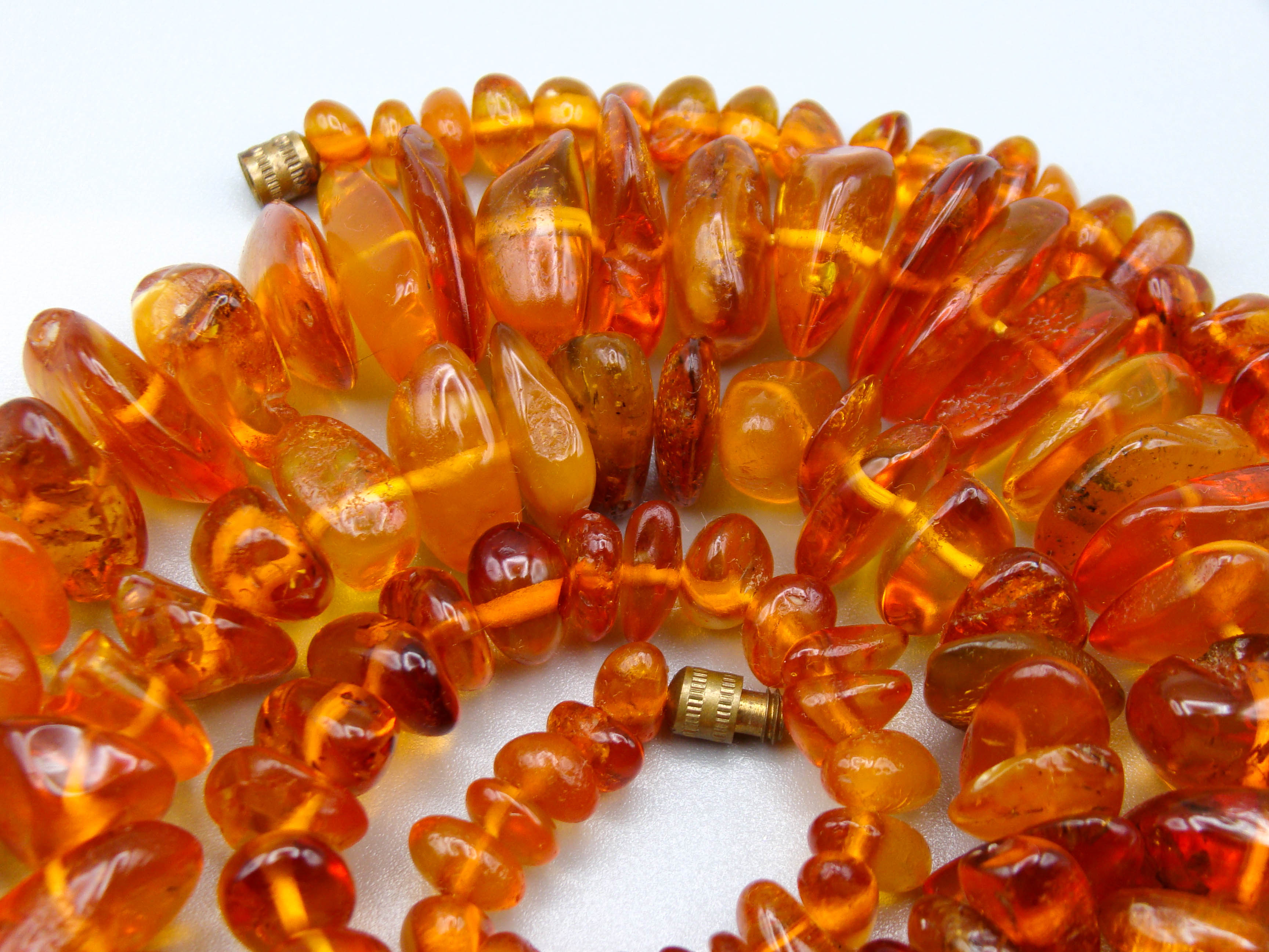 baltic amber, amber, antique, amber beads, Rosary beads, amber chain, مسبحة, Masbaha, Muslim prayer beads حبيت الدورة ,العنبر الهندى