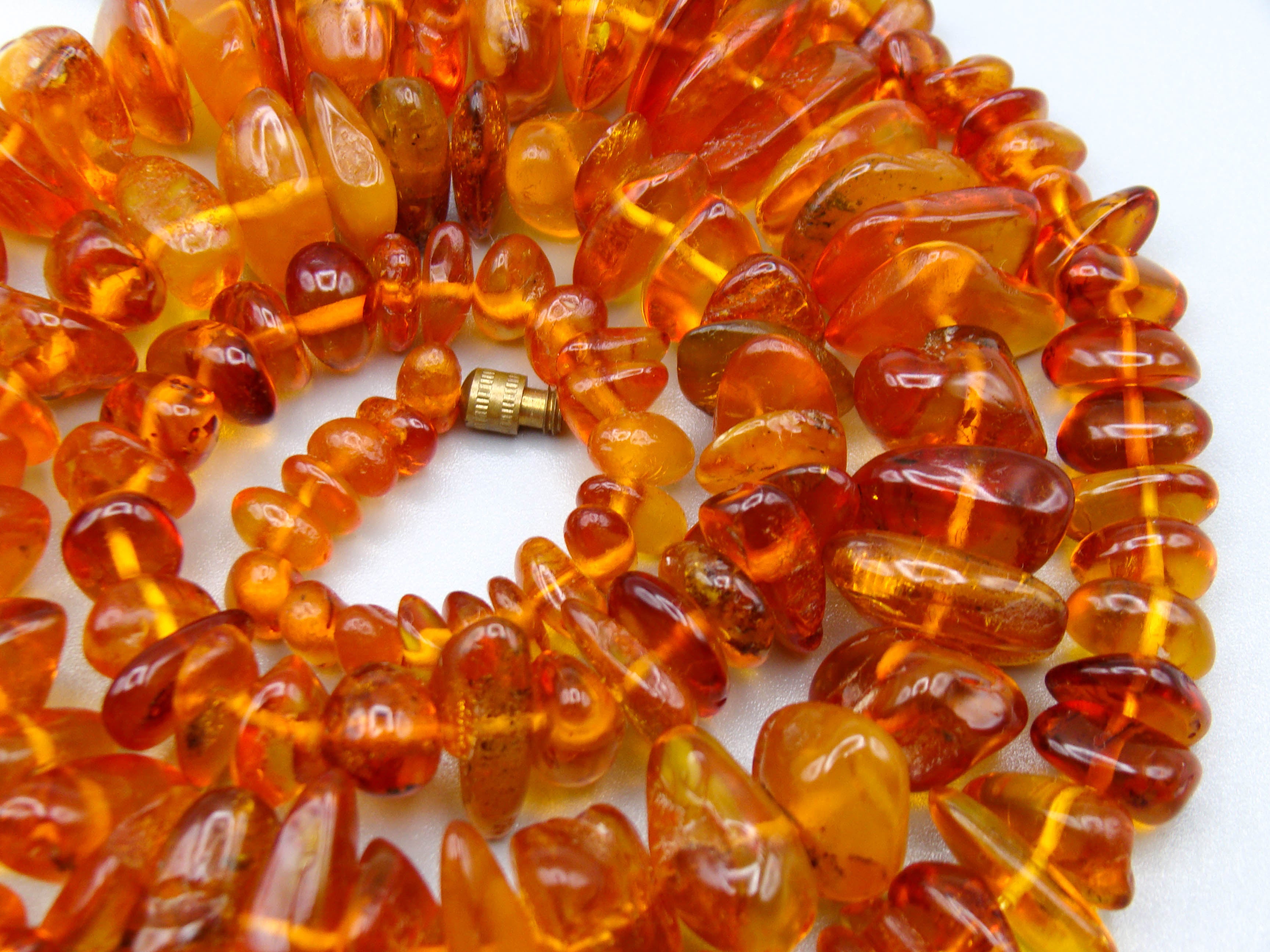 baltic amber, amber, antique, amber beads, Rosary beads, amber chain, مسبحة, Masbaha, Muslim prayer beads حبيت الدورة ,العنبر الهندى