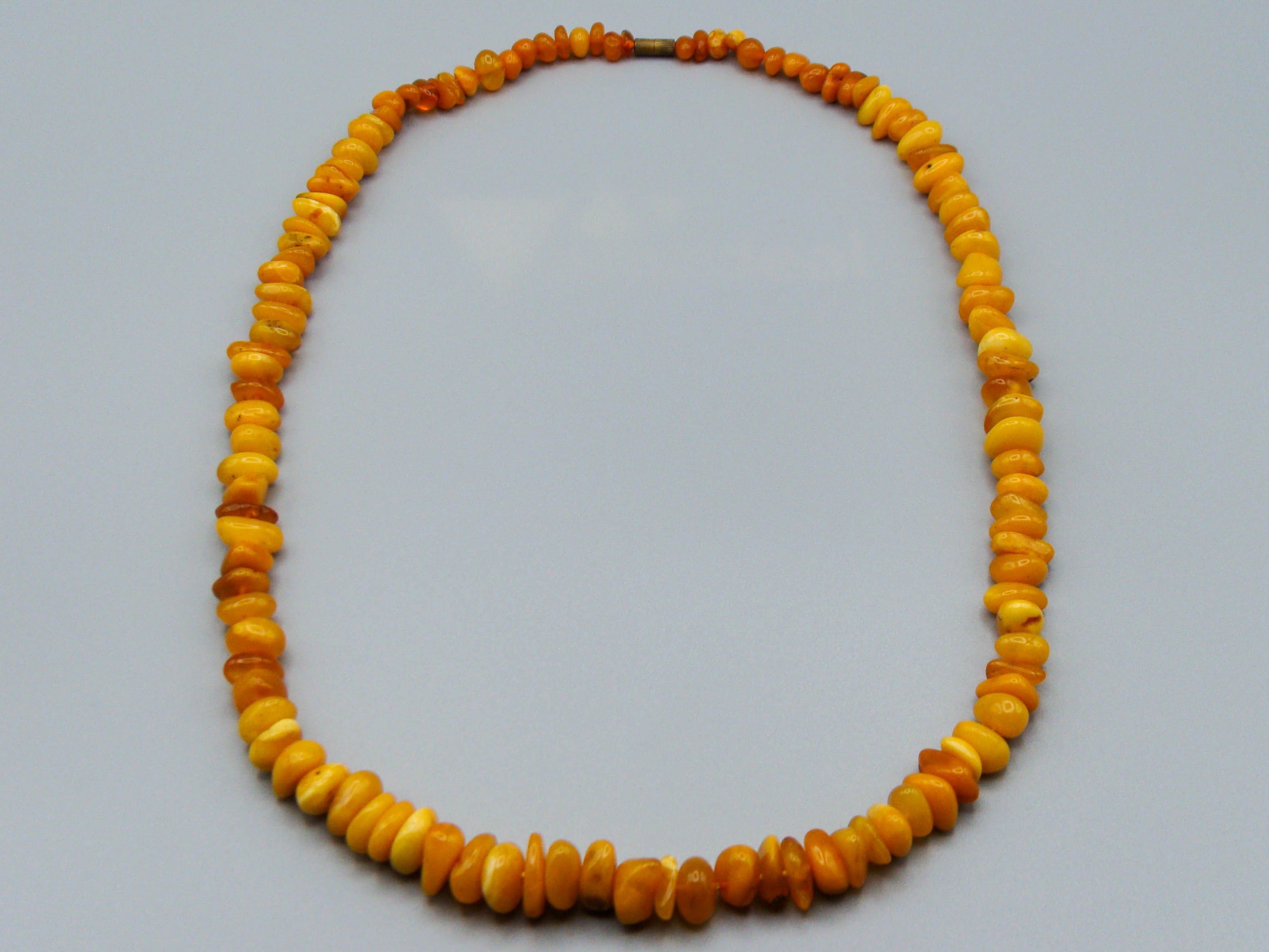 baltic amber, amber, antique, amber beads, egg Yolk, amber chain, Rosary beads, مسبحة, Masbaha, Muslim prayer beads حبيت الدورة ,العنبر الهندى