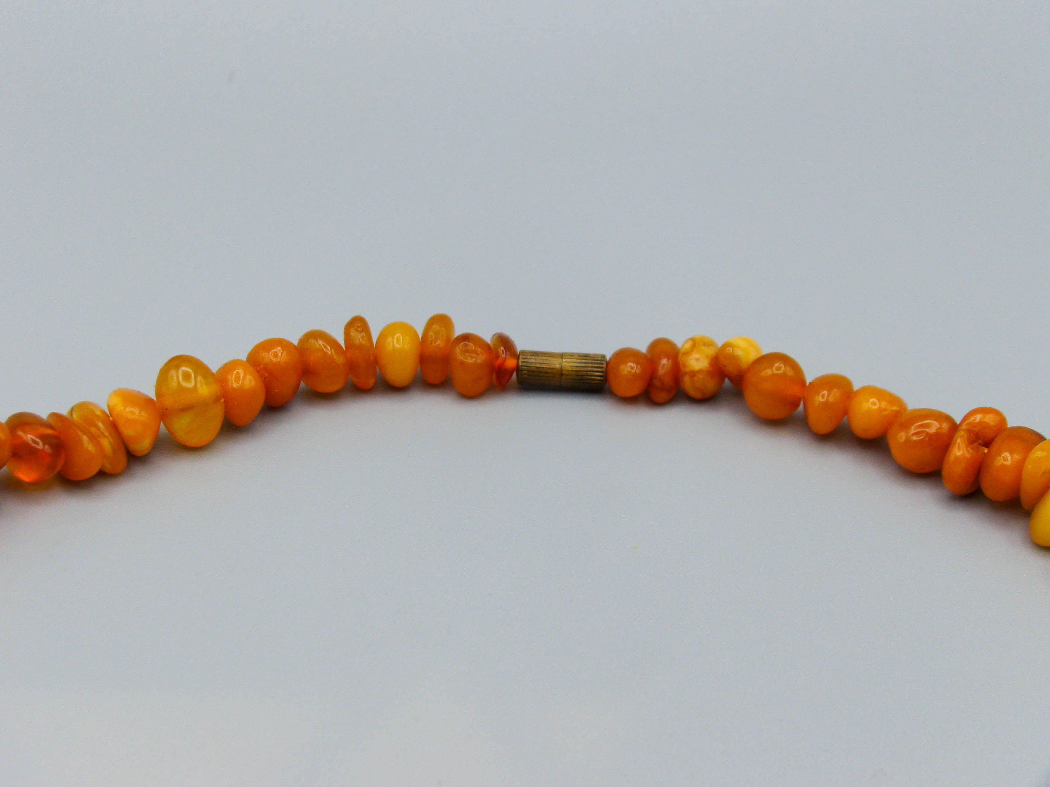 baltic amber, amber, antique, amber beads, egg Yolk, amber chain, Rosary beads, مسبحة, Masbaha, Muslim prayer beads حبيت الدورة ,العنبر الهندى
