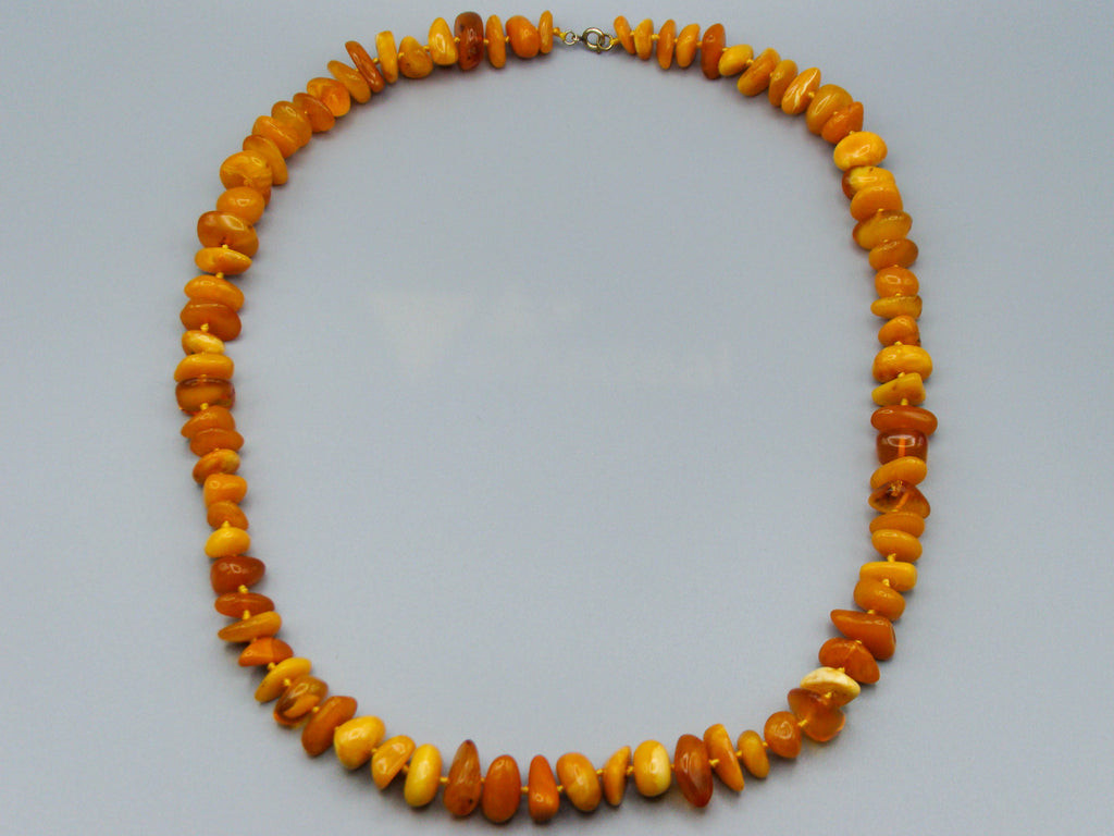 baltic amber, amber, antique, amber beads, egg Yolk, amber chain, Rosary beads, مسبحة, Masbaha, Muslim prayer beads حبيت الدورة ,العنبر الهندى