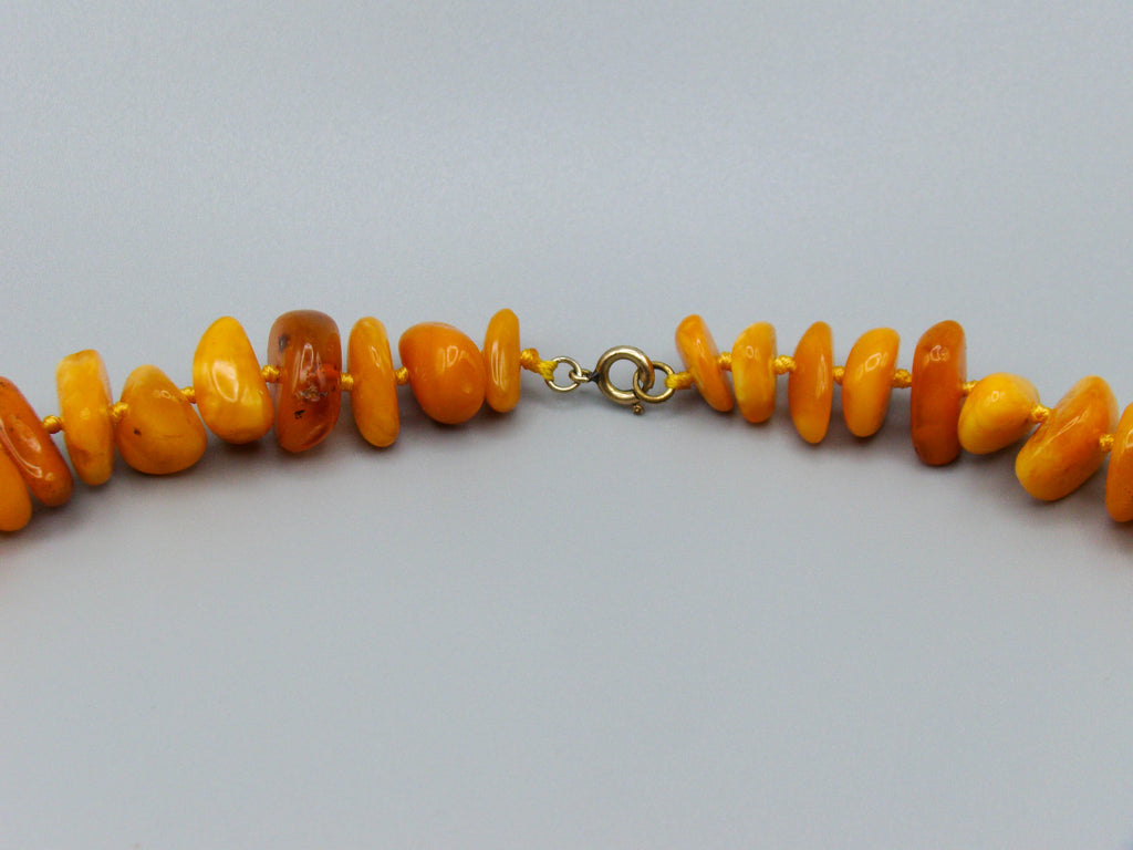 baltic amber, amber, antique, amber beads, egg Yolk, amber chain, Rosary beads, مسبحة, Masbaha, Muslim prayer beads حبيت الدورة ,العنبر الهندى