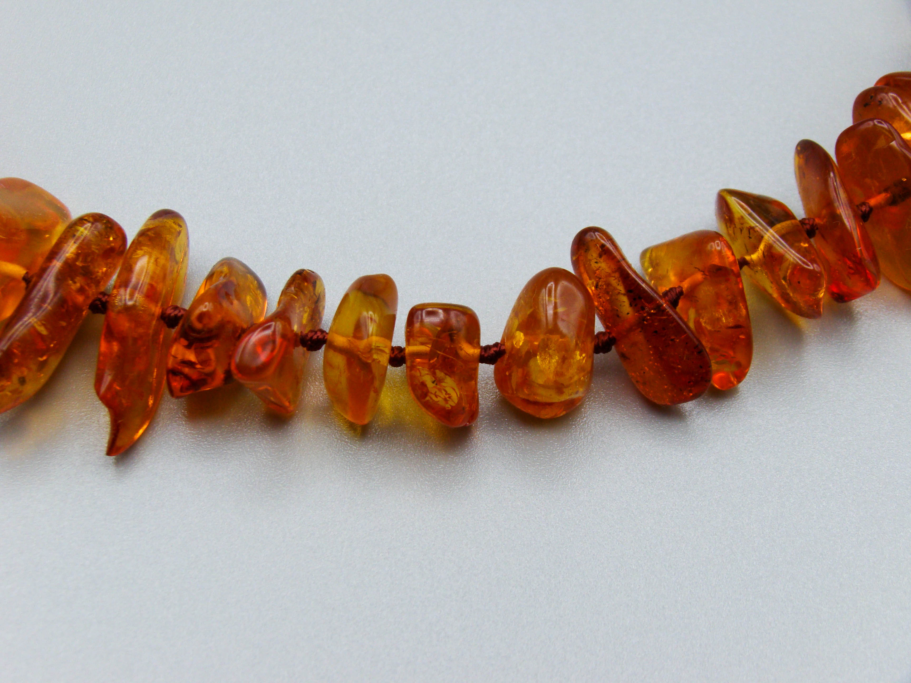 baltic amber, amber, antique, amber beads, amber chain, Rosary beads, مسبحة, Masbaha, Muslim prayer beads حبيت الدورة ,العنبر الهندى