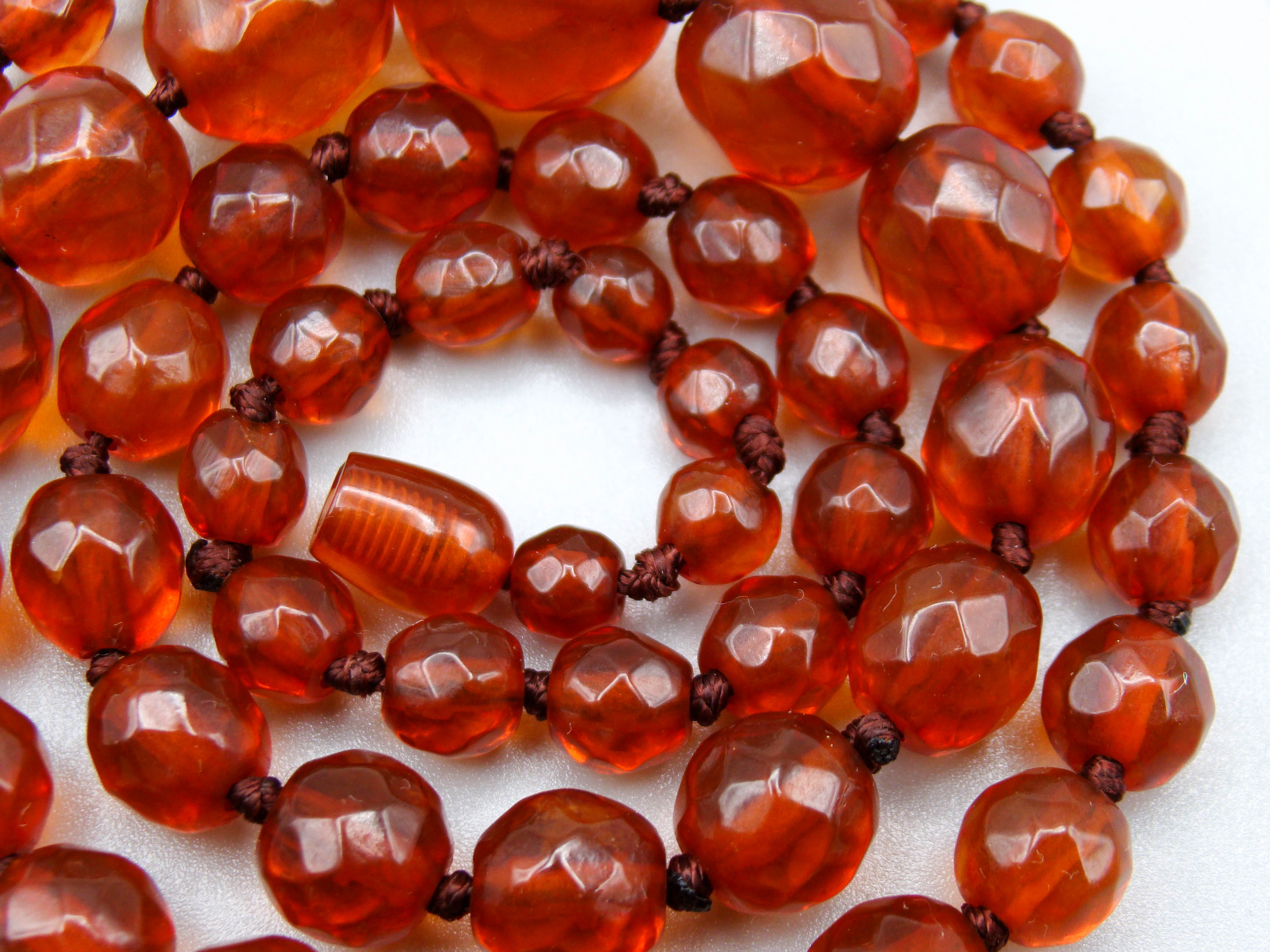 baltic amber, amber, antique, amber beads, Facettiert Amber, amber chain, Rosary beads, مسبحة, Masbaha, Muslim prayer beads حبيت الدورة ,العنبر الهندى