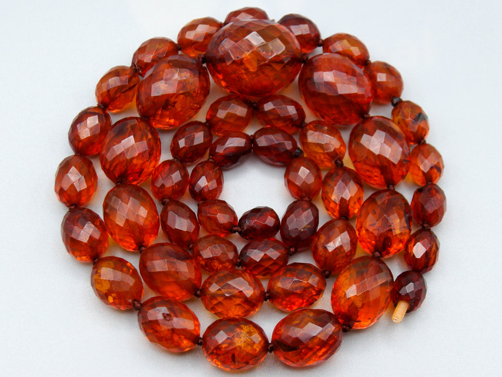 baltic amber, amber, antique, amber beads, Facettiert Amber, amber chain, Rosary beads, مسبحة, Masbaha, Muslim prayer beads حبيت الدورة ,العنبر الهندى