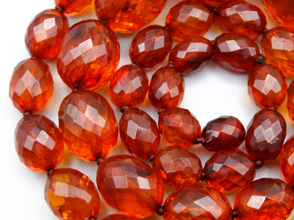 baltic amber, amber, antique, amber beads, Facettiert Amber, amber chain, Rosary beads, مسبحة, Masbaha, Muslim prayer beads حبيت الدورة ,العنبر الهندى