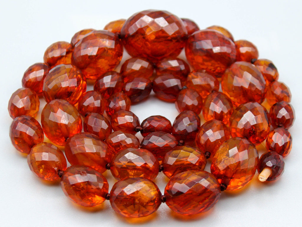 baltic amber, amber, antique, amber beads, Facettiert Amber, amber chain, Rosary beads, مسبحة, Masbaha, Muslim prayer beads حبيت الدورة ,العنبر الهندى