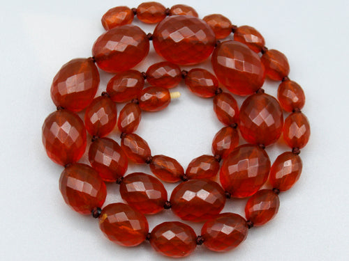 baltic amber, amber, antique, amber beads, Facettiert Amber, amber chain, Rosary beads, مسبحة, Masbaha, Muslim prayer beads حبيت الدورة ,العنبر الهندى