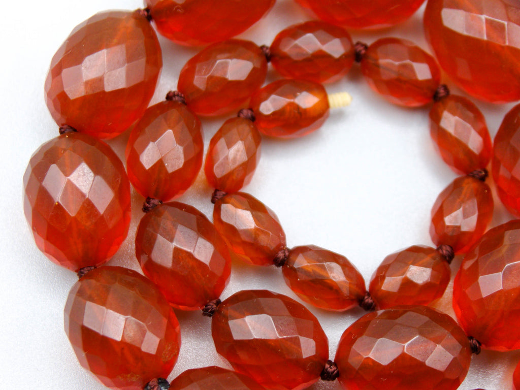 baltic amber, amber, antique, amber beads, Facettiert Amber, amber chain, Rosary beads, مسبحة, Masbaha, Muslim prayer beads حبيت الدورة ,العنبر الهندى