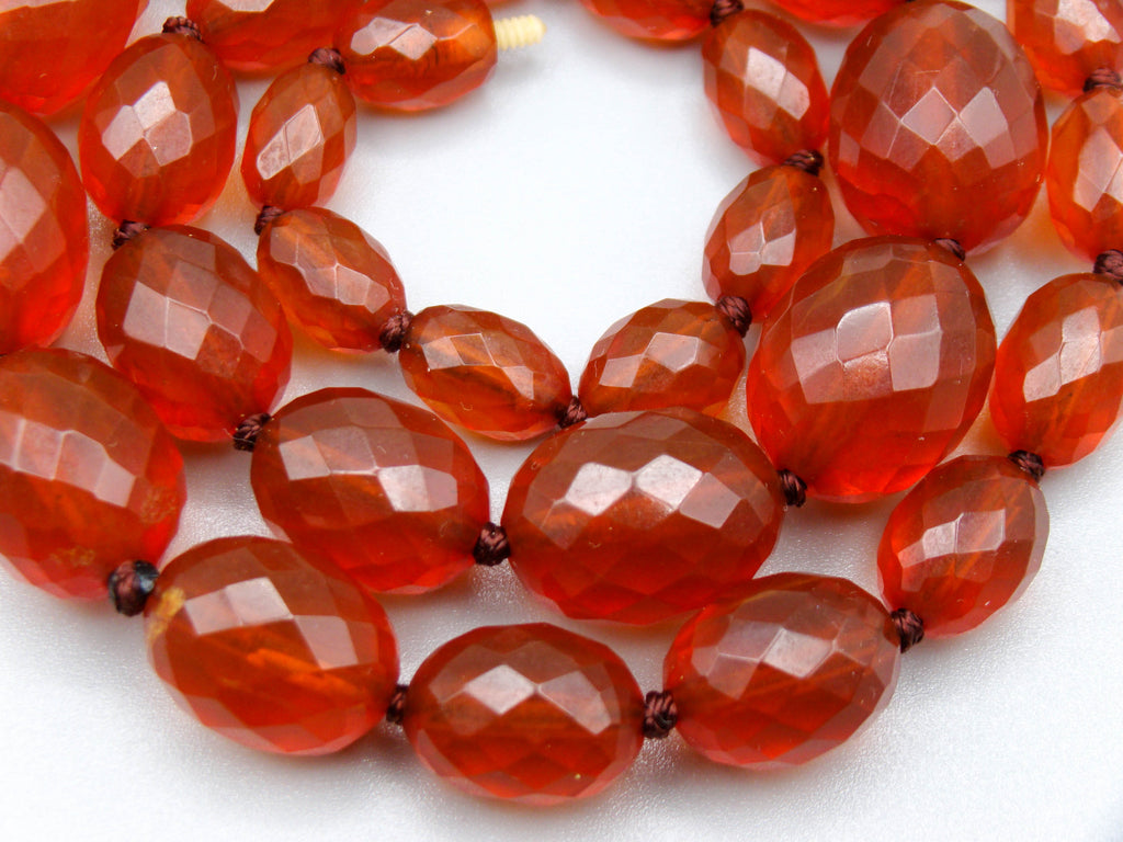 baltic amber, amber, antique, amber beads, Facettiert Amber, amber chain, Rosary beads, مسبحة, Masbaha, Muslim prayer beads حبيت الدورة ,العنبر الهندى