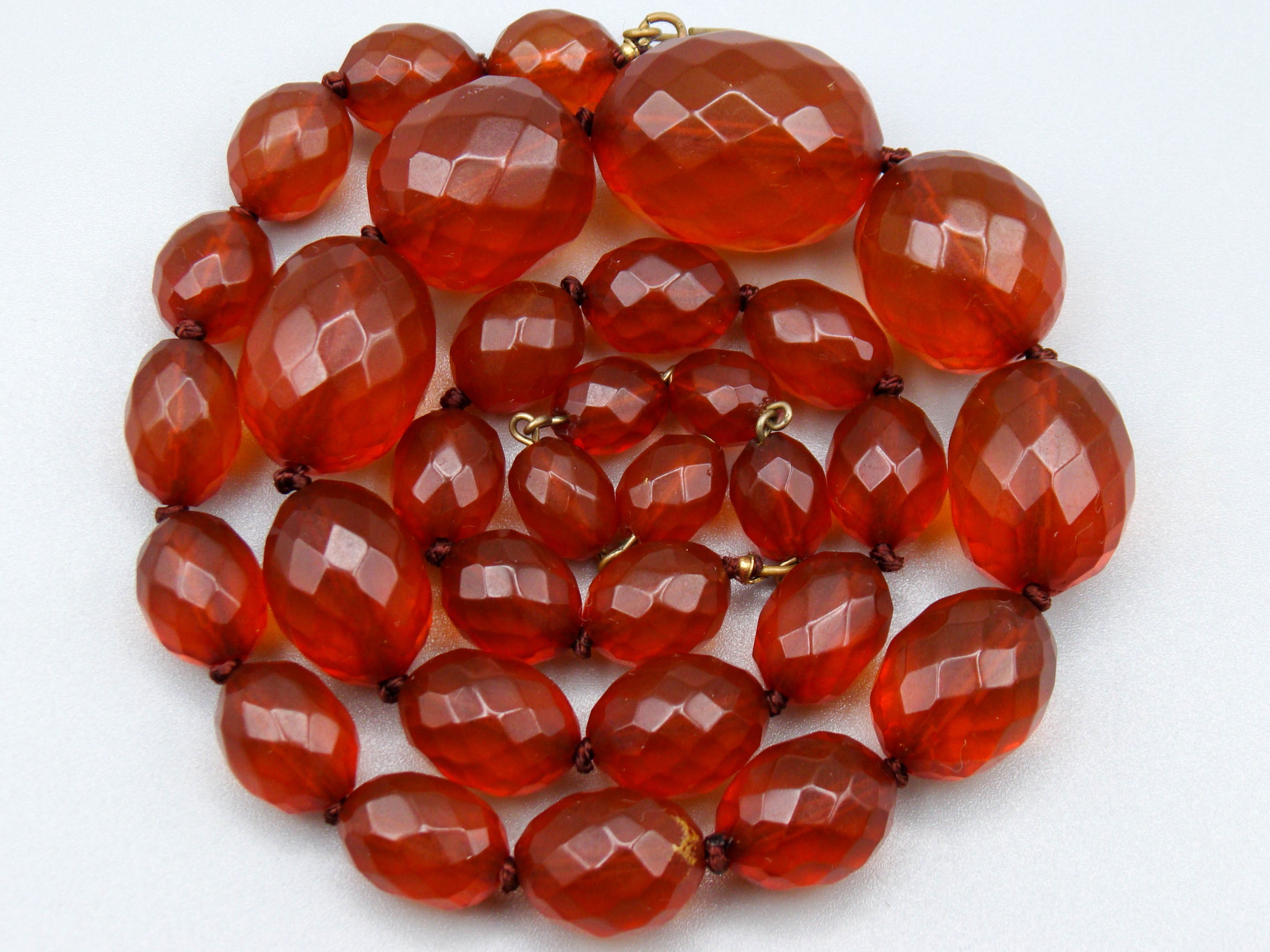 baltic amber, amber, antique, amber beads, Facettiert Amber, amber chain, Rosary beads, مسبحة, Masbaha, Muslim prayer beads حبيت الدورة ,العنبر الهندى