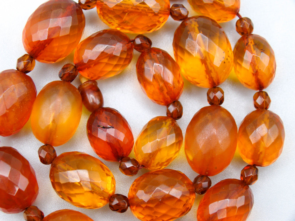 baltic amber, amber, antique, amber beads, Facettiert Amber, amber chain, Rosary beads, مسبحة, Masbaha, Muslim prayer beads حبيت الدورة ,العنبر الهندى