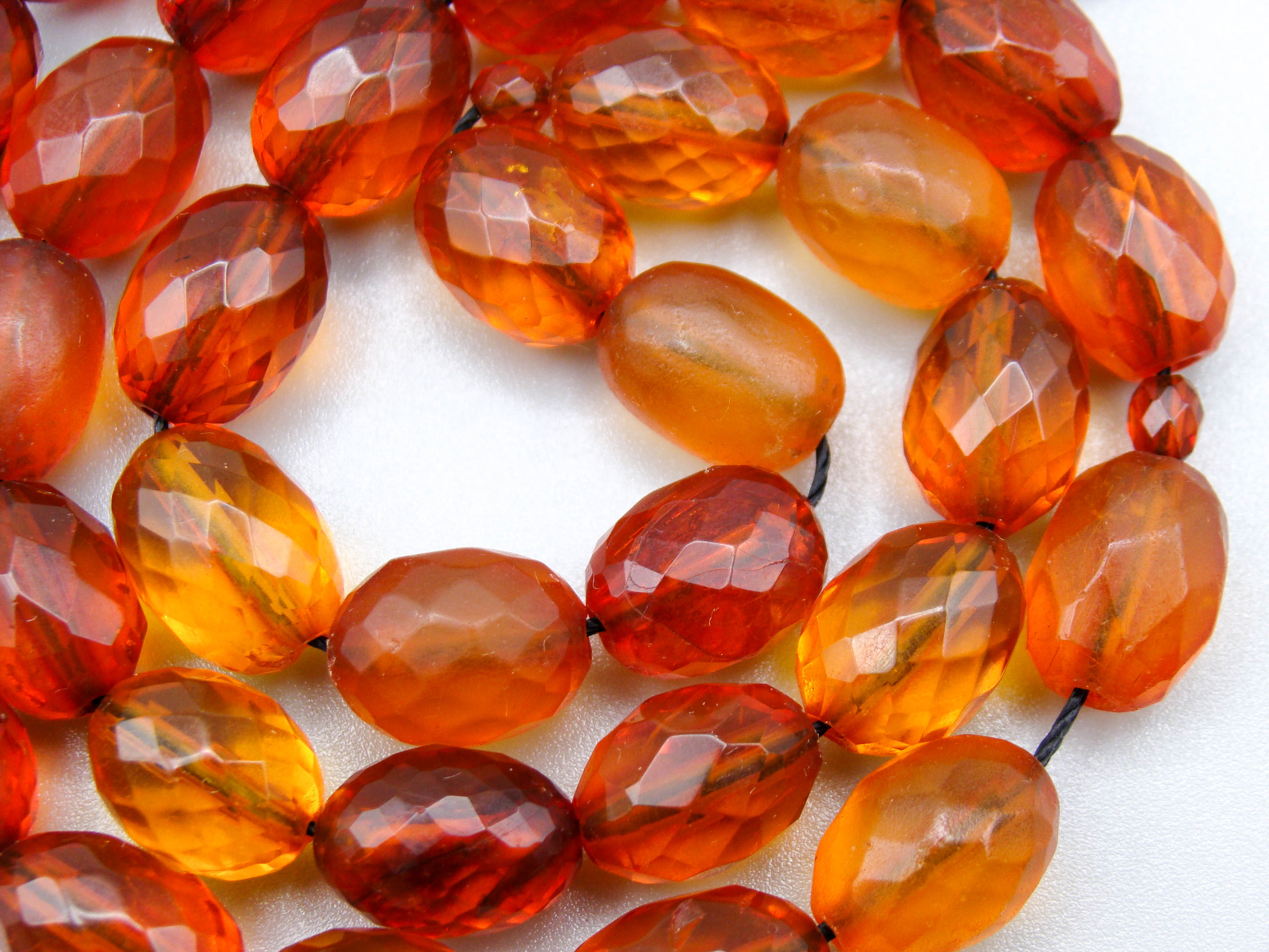 baltic amber, amber, antique, amber beads, Facettiert Amber, amber chain, Rosary beads, مسبحة, Masbaha, Muslim prayer beads حبيت الدورة ,العنبر الهندى