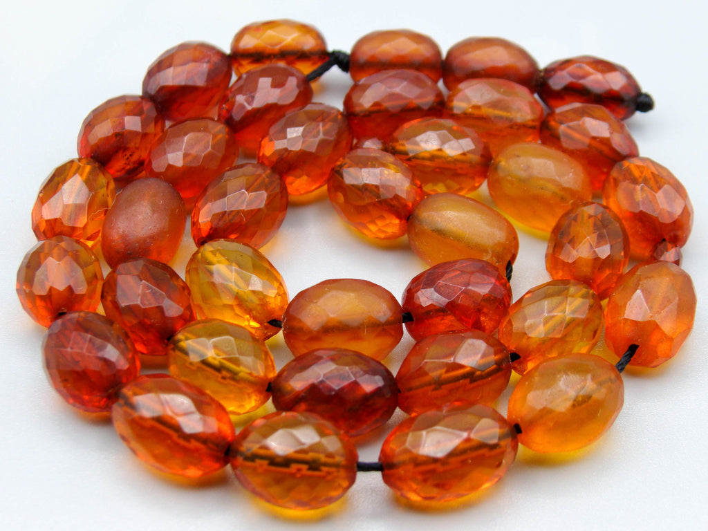 baltic amber, amber, antique, amber beads, Facettiert Amber, amber chain, Rosary beads, مسبحة, Masbaha, Muslim prayer beads حبيت الدورة ,العنبر الهندى