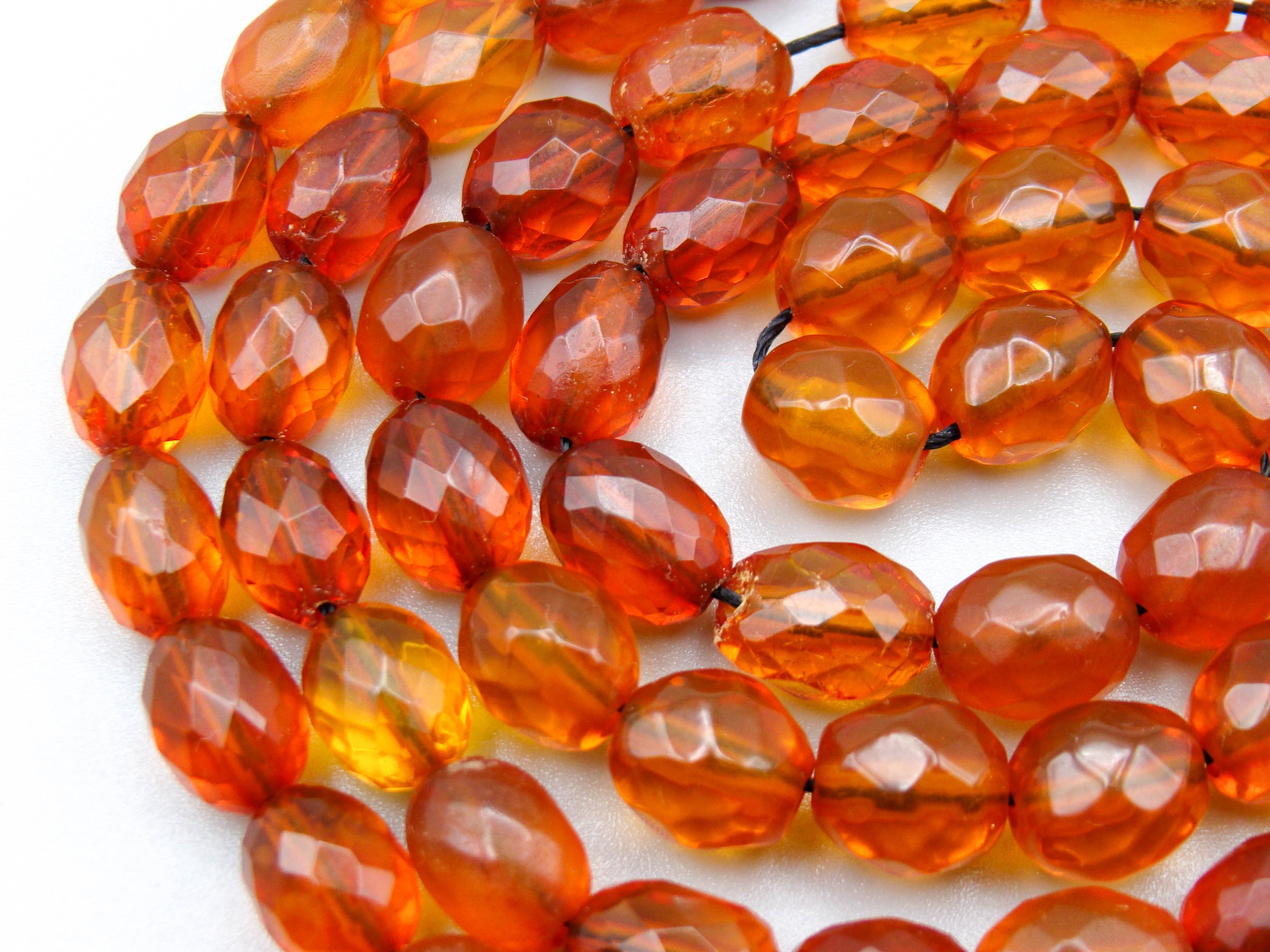 baltic amber, amber, antique, amber beads, Facettiert Amber, amber chain, Rosary beads, مسبحة, Masbaha, Muslim prayer beads حبيت الدورة ,العنبر الهندى