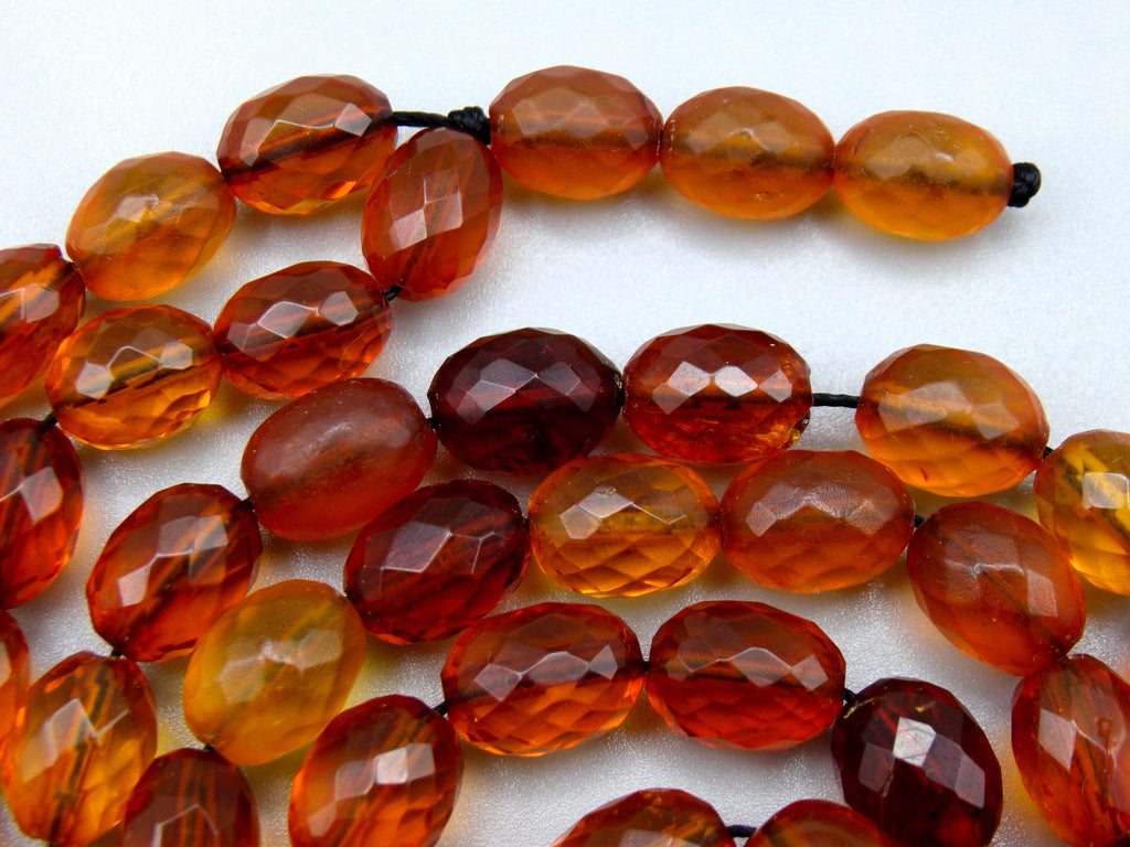 baltic amber, amber, antique, amber beads, Facettiert Amber, amber chain, Rosary beads, مسبحة, Masbaha, Muslim prayer beads حبيت الدورة ,العنبر الهندى