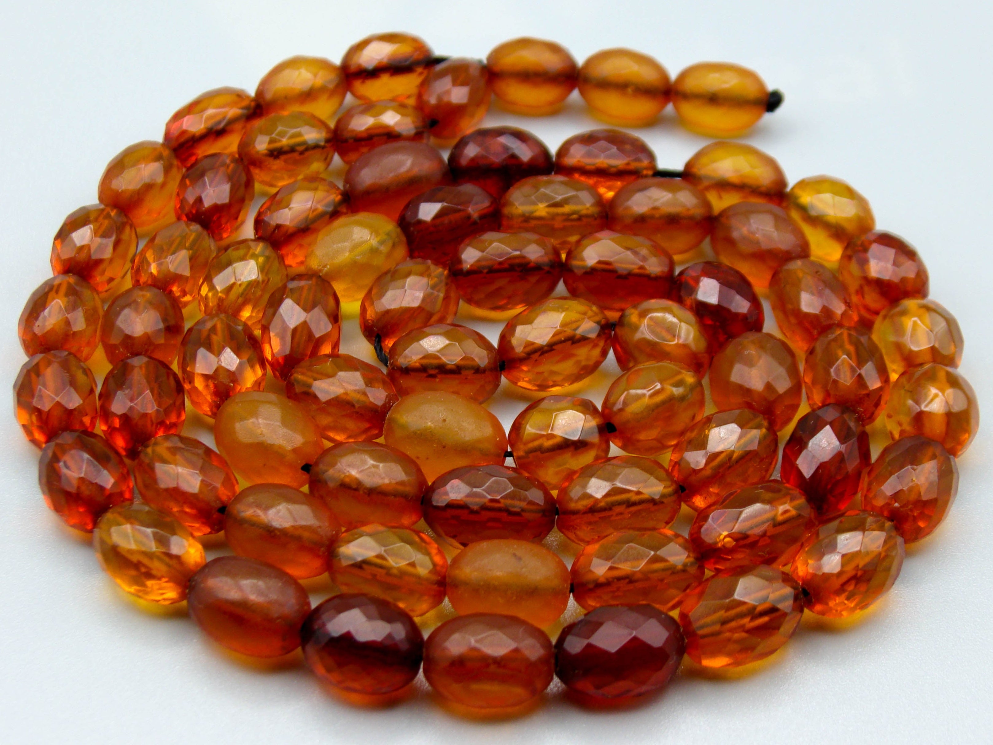 baltic amber, amber, antique, amber beads, Facettiert Amber, amber chain, Rosary beads, مسبحة, Masbaha, Muslim prayer beads حبيت الدورة ,العنبر الهندى