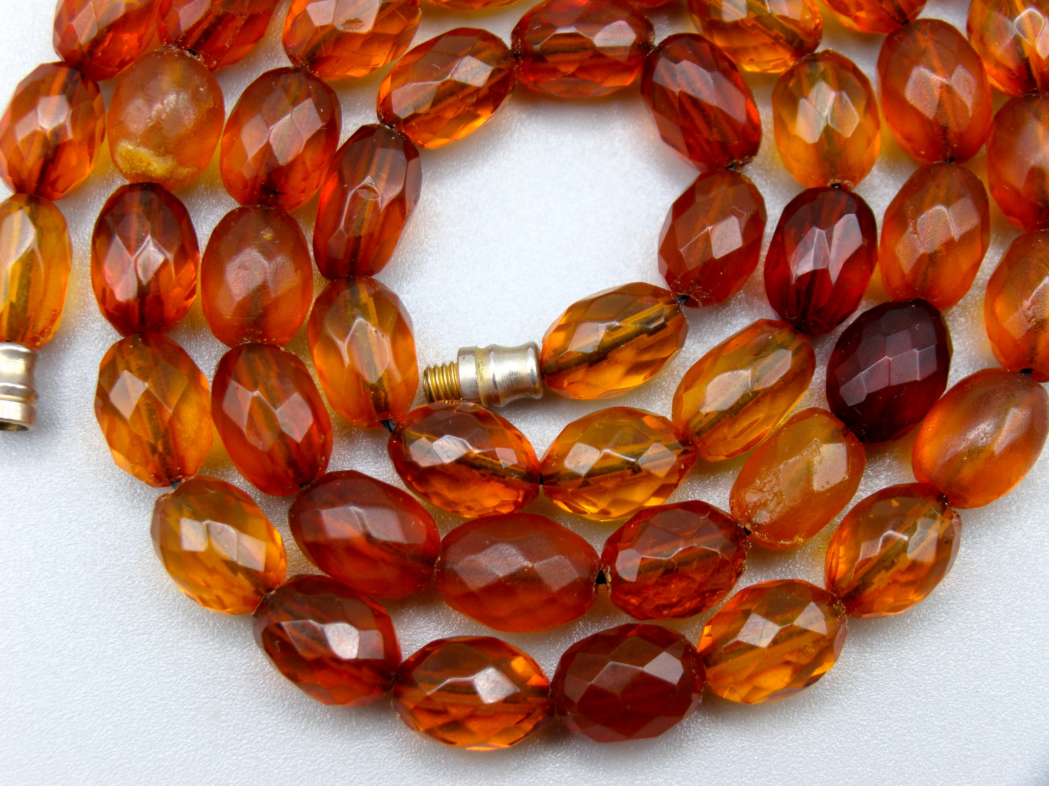 baltic amber, amber, antique, amber beads, Facettiert Amber, amber chain, Rosary beads, مسبحة, Masbaha, Muslim prayer beads حبيت الدورة ,العنبر الهندى
