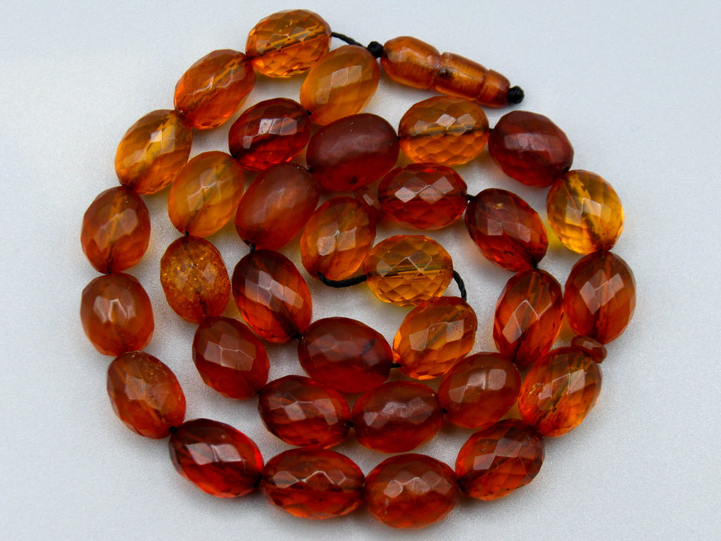 baltic amber, amber, antique, amber beads, Facettiert Amber, amber chain, Rosary beads, مسبحة, Masbaha, Muslim prayer beads حبيت الدورة ,العنبر الهندى