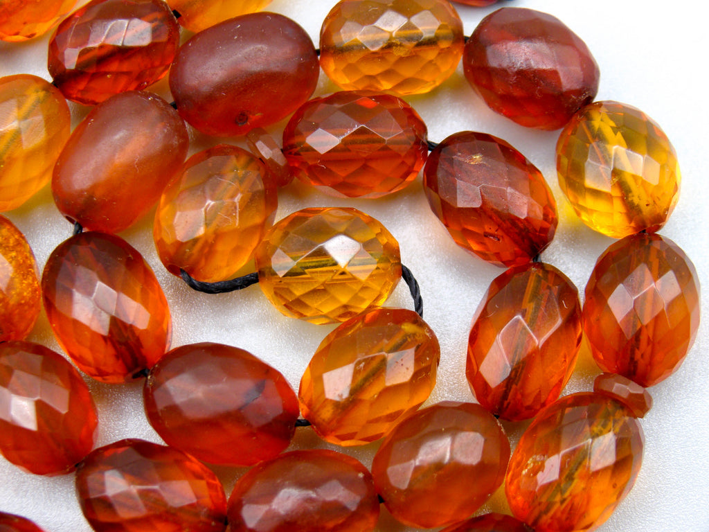 baltic amber, amber, antique, amber beads, Facettiert Amber, amber chain, Rosary beads, مسبحة, Masbaha, Muslim prayer beads حبيت الدورة ,العنبر الهندى