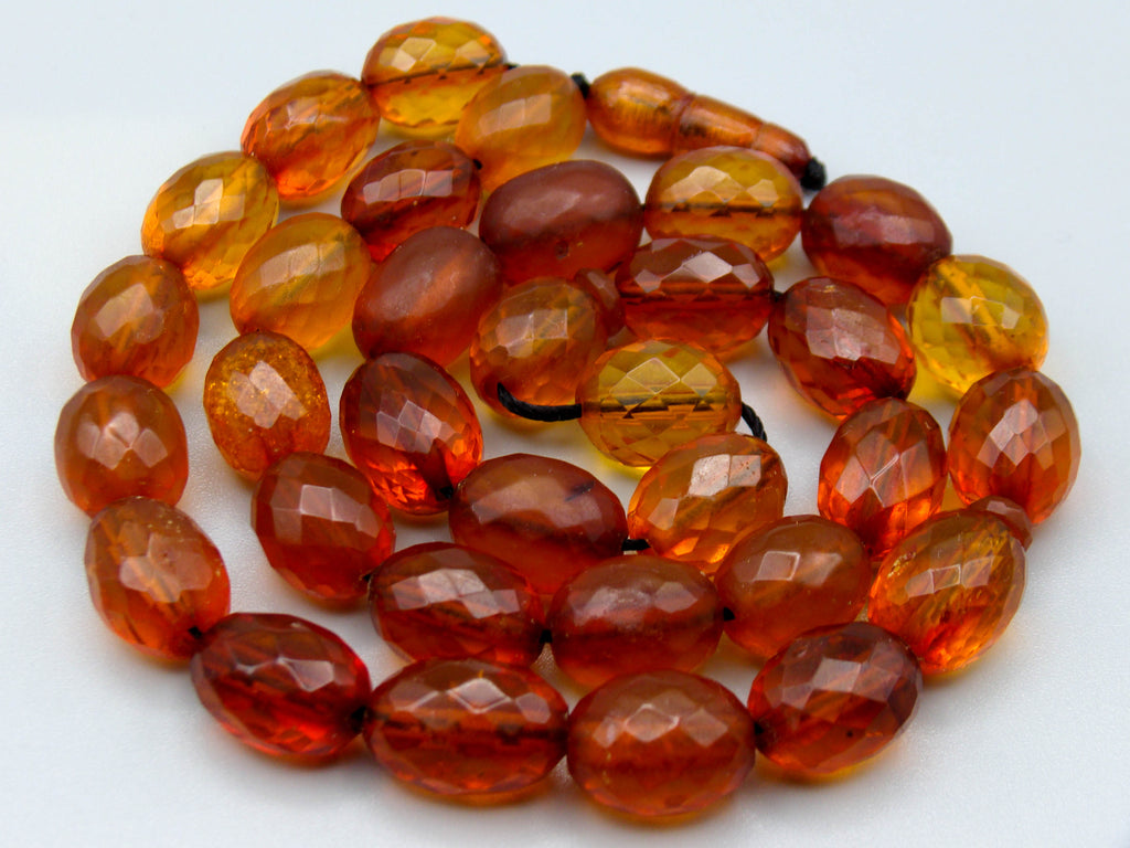 baltic amber, amber, antique, amber beads, Facettiert Amber, amber chain, Rosary beads, مسبحة, Masbaha, Muslim prayer beads حبيت الدورة ,العنبر الهندى