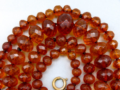 baltic amber, amber, antique, amber beads, Facettiert Amber, amber chain, Rosary beads, مسبحة, Masbaha, Muslim prayer beads حبيت الدورة ,العنبر الهندى