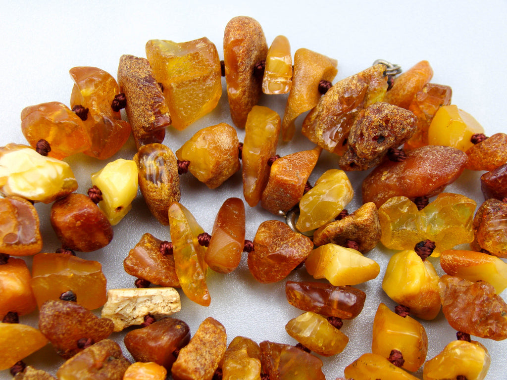 Antique Baltic Natural Amber Necklace - Kingdom of Antique Arts
