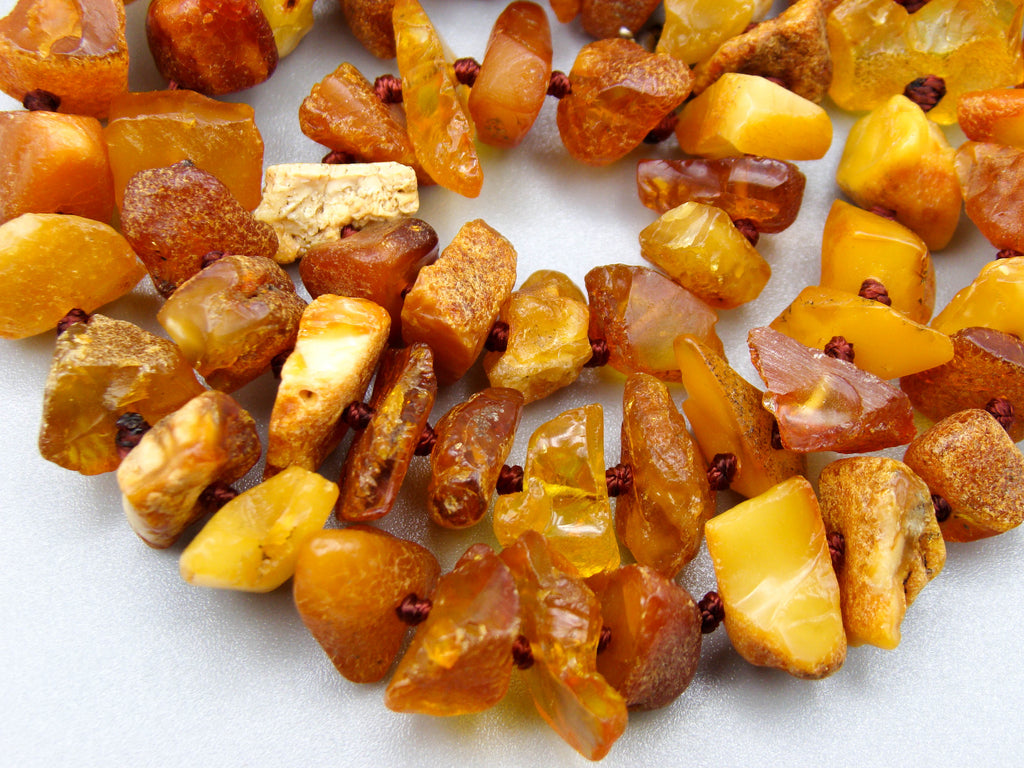 Antique Baltic Natural Amber Necklace - Kingdom of Antique Arts