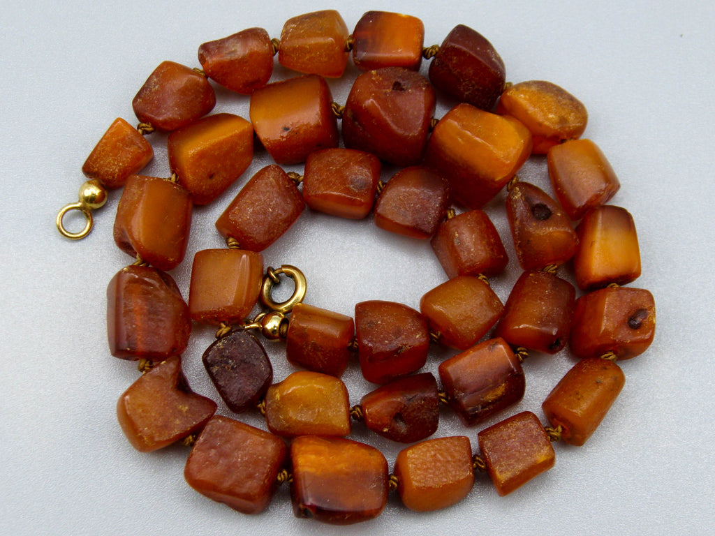 baltic amber, amber, antique, amber beads, egg Yolk, amber chain, Rosary beads, مسبحة, Masbaha, Muslim prayer beads حبيت الدورة ,العنبر الهندى