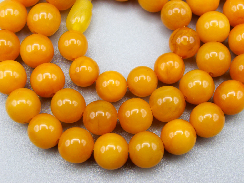 baltic amber, amber, antique, amber beads, egg Yolk, amber chain, Rosary beads, مسبحة, Masbaha, Muslim prayer beads حبيت الدورة ,العنبر الهندى