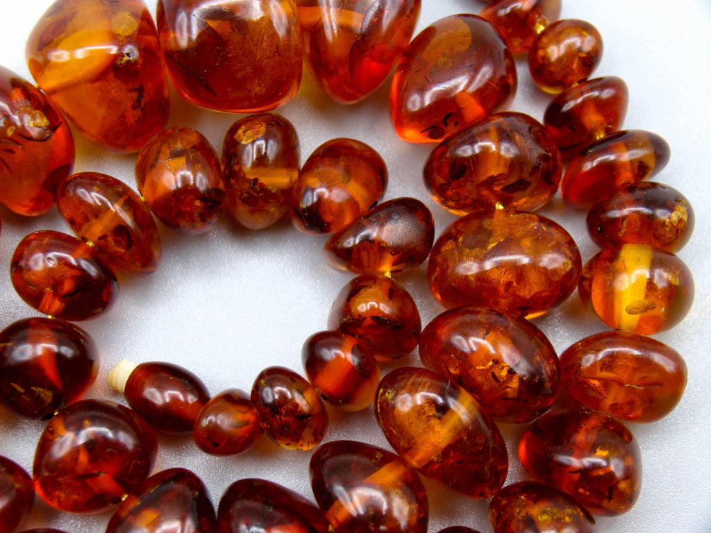 baltic amber, amber, antique, amber beads, egg Yolk, amber chain, Rosary beads, مسبحة, Masbaha, Muslim prayer beads حبيت الدورة ,العنبر الهندى