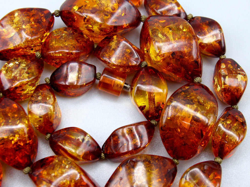 baltic amber, amber, antique, amber beads, egg Yolk, amber chain, Rosary beads, مسبحة, Masbaha, Muslim prayer beads حبيت الدورة ,العنبر الهندى